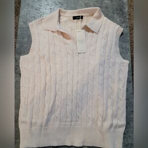 Dokotoo Women's Cream V-Neck Sweater Vest | Size L | Oversized | Collegiate